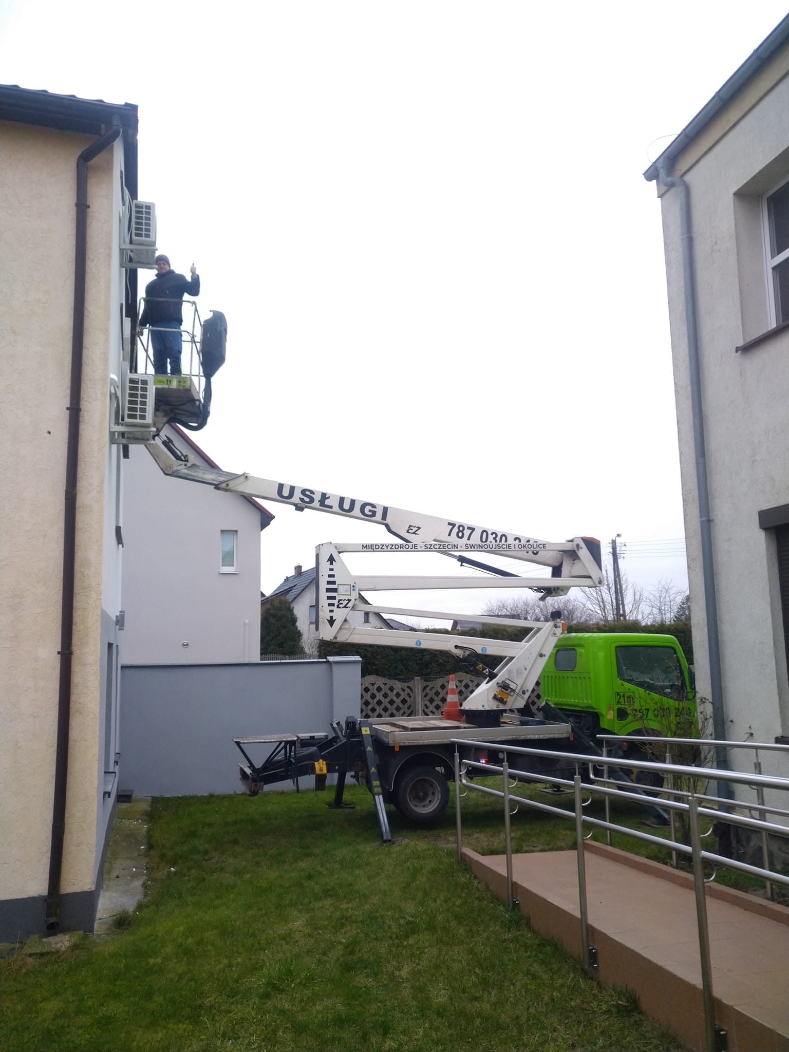 Wynajem podnośnika z operatorem Szczecin
